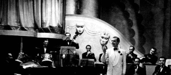 TalkingPicsTV's tweet photo. 11:30 EDDIE CARROLL AND HIS ORCHESTRA (1939) with vocalist #GwenJones and the #EddieCarroll Orchestra, enjoy, 'Harlem', 'Taint What You Do', 'Home', 'What Do You Know About Love?' and many more. https://t.co/Lm2kppRlJS