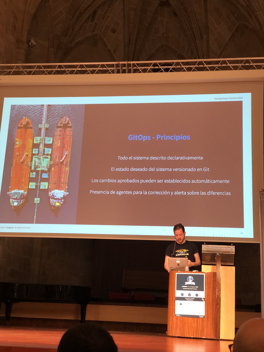 angelsanzn's tweet image. GitOps como práctica al margen de herramientas, por @morejon85 en @DevOpsDaysCC #DevOpsDaysCC20