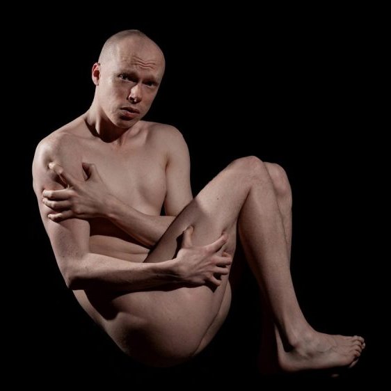 Headlining next Monday is @JordBrookes 🇯🇴🇯🇴

🏆Winner of the biggest award in comedy - Best Show at the Fringe 👑

He "refuses to play by the normal rules of comedy" and is a "fascinating talent &amp; gripping stage presence" - The Guardian.

£5 tix rn - bit.ly/38t66QC