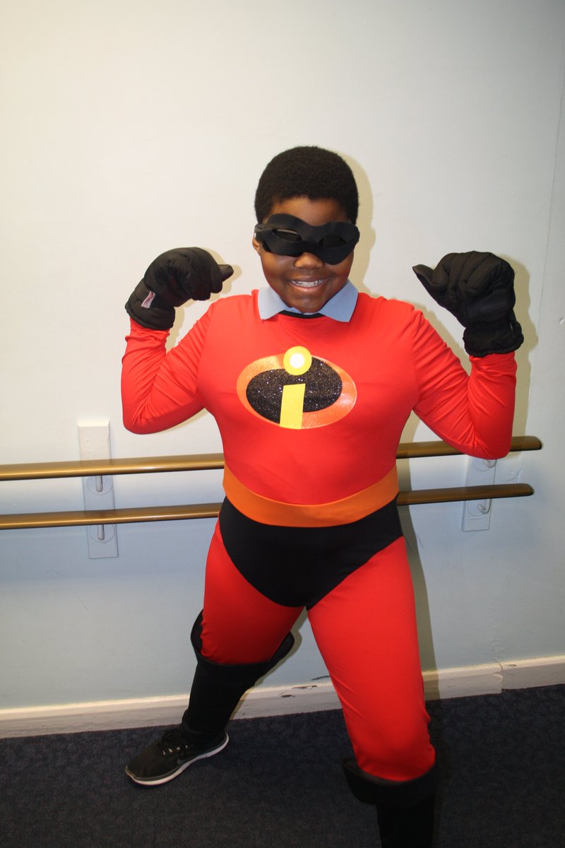 BaskervilleSch's tweet photo. Colourful & fun outfits all around school?! Must be #WorldBookDay #celebrateautism #baskerville #senlearning https://t.co/T7PBsFRgRu