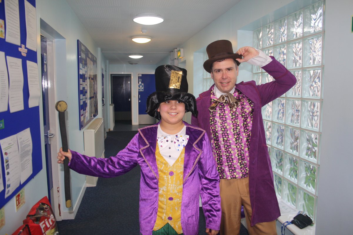 BaskervilleSch's tweet photo. Colourful & fun outfits all around school?! Must be #WorldBookDay #celebrateautism #baskerville #senlearning https://t.co/T7PBsFRgRu