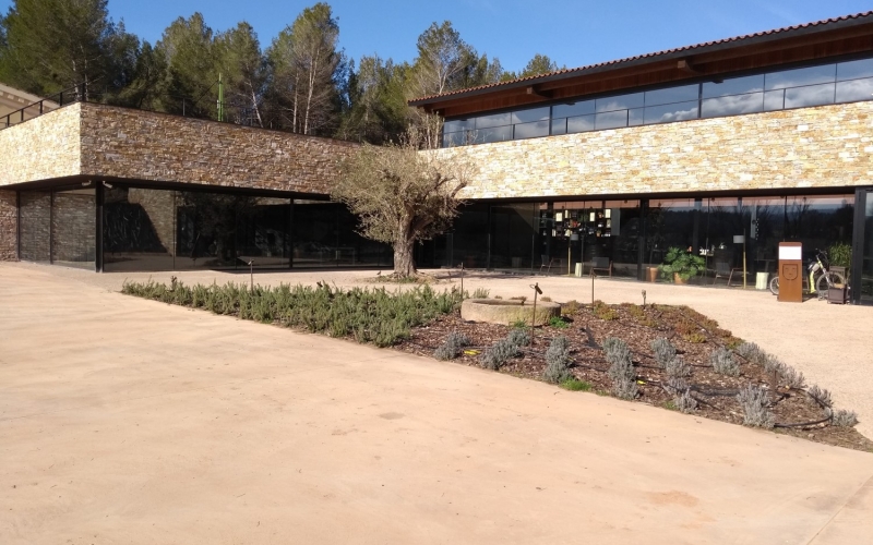 TellusIgnis's tweet photo. Evitar el cambio climático con una buena copa de vino no es poco. Geotermia, 3xNIBE F1345-60 kW producción de ACS y climatización
Evitar el canvi climàtic amb una bona copa de vi no és poca cosa. Geotèrmia, 3xNIBE F1345-60 kW 
#NIBE #geotermia @OllerdelMas #renovables https://t.co/OVTx9vIjM6