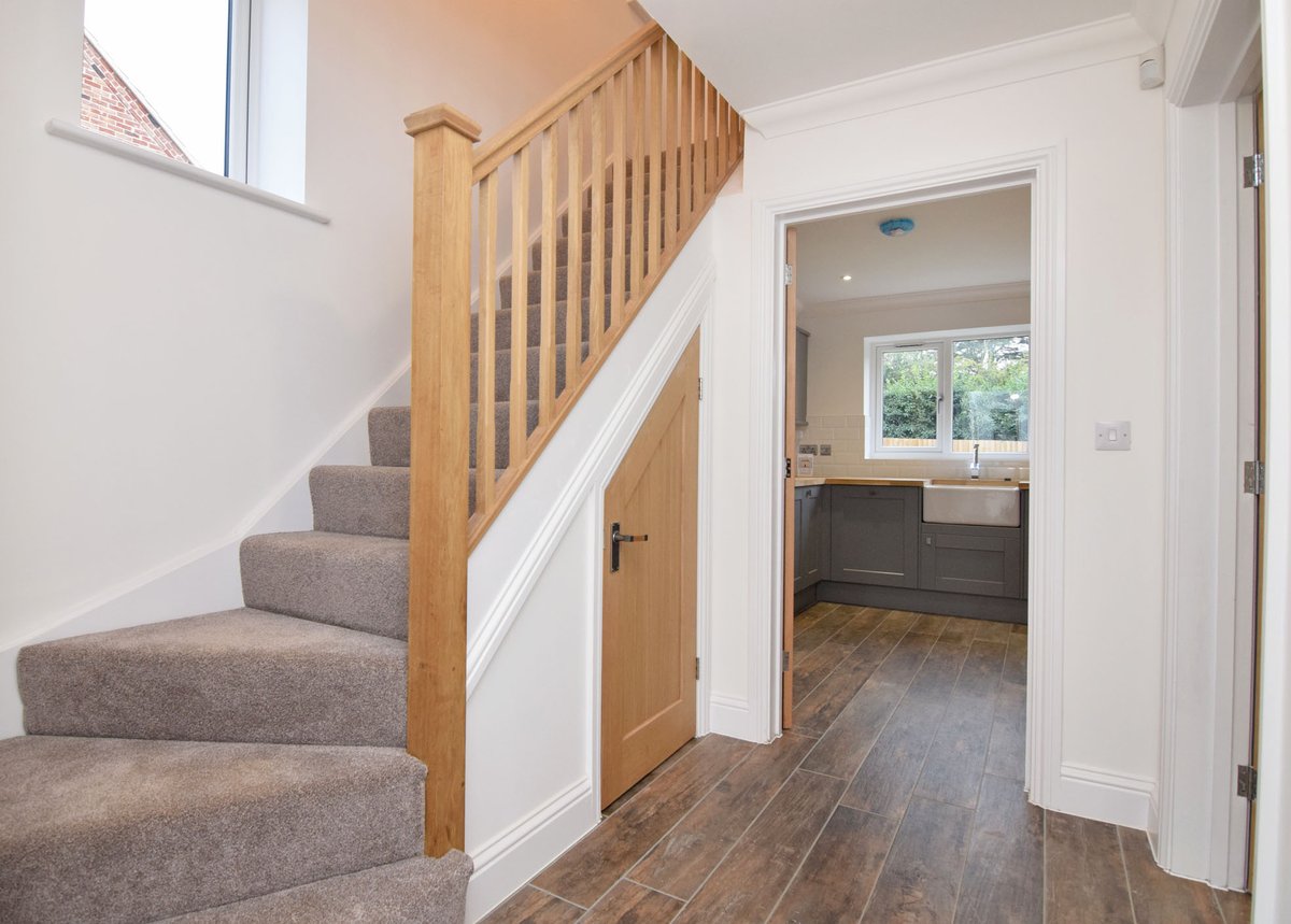 RTestateagents's tweet photo. Looking for a new home near the #coast ? There are only three homes remaining on our development of stunning new properties at Blackthorn Close. Must see homes with the option to personalise to your taste. #newhome #home #newbuild #coastalhome #coastal #village #northnorfolk https://t.co/GKxJAdrp5X