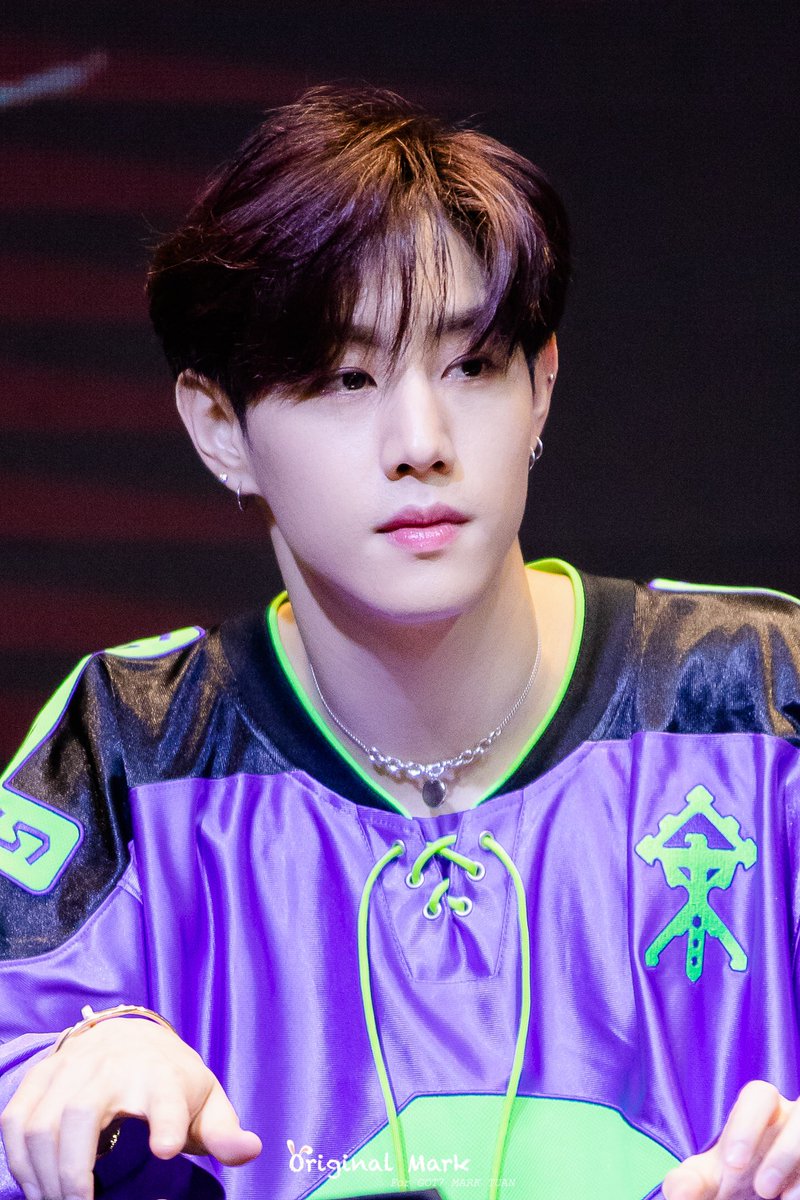 OriginalMark93's tweet photo. 190525 여의도 팬싸
#MARKTUAN #마크
#段宜恩
#GOT7  #갓세븐
#GOT7_CallMyName
#GOT7_니가부르는나의이름
#GOT7_YouCallingMyName

HD https://t.co/UmfQ4eTc24