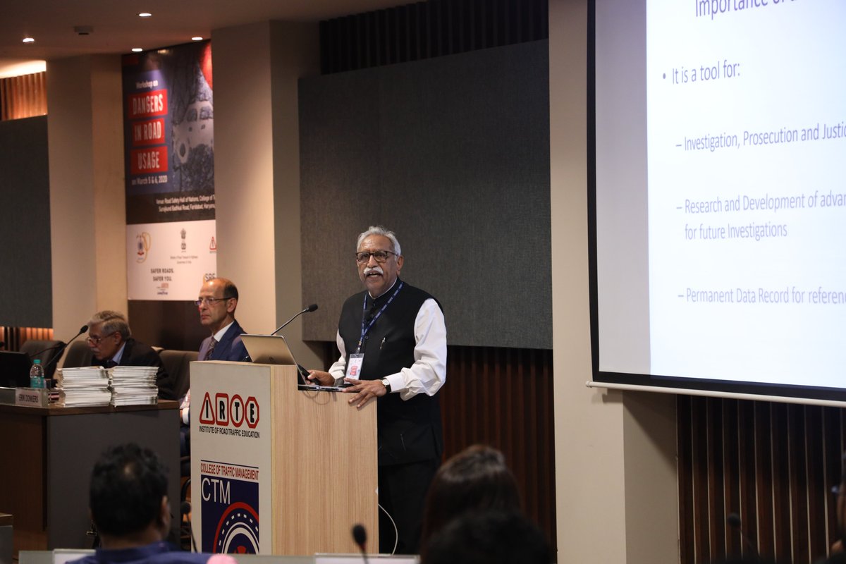 "FIR is the most important document in a police investigation," says Mr V P Singh ACP Retd., <a href="/DelhiPolice/">Delhi Police</a> , as he takes us through the correct process of filling an FIR in the event of a road accident. #DangersinRoadUsage
<a href="/OfficialDMRC/">Delhi Metro Rail Corporation</a>