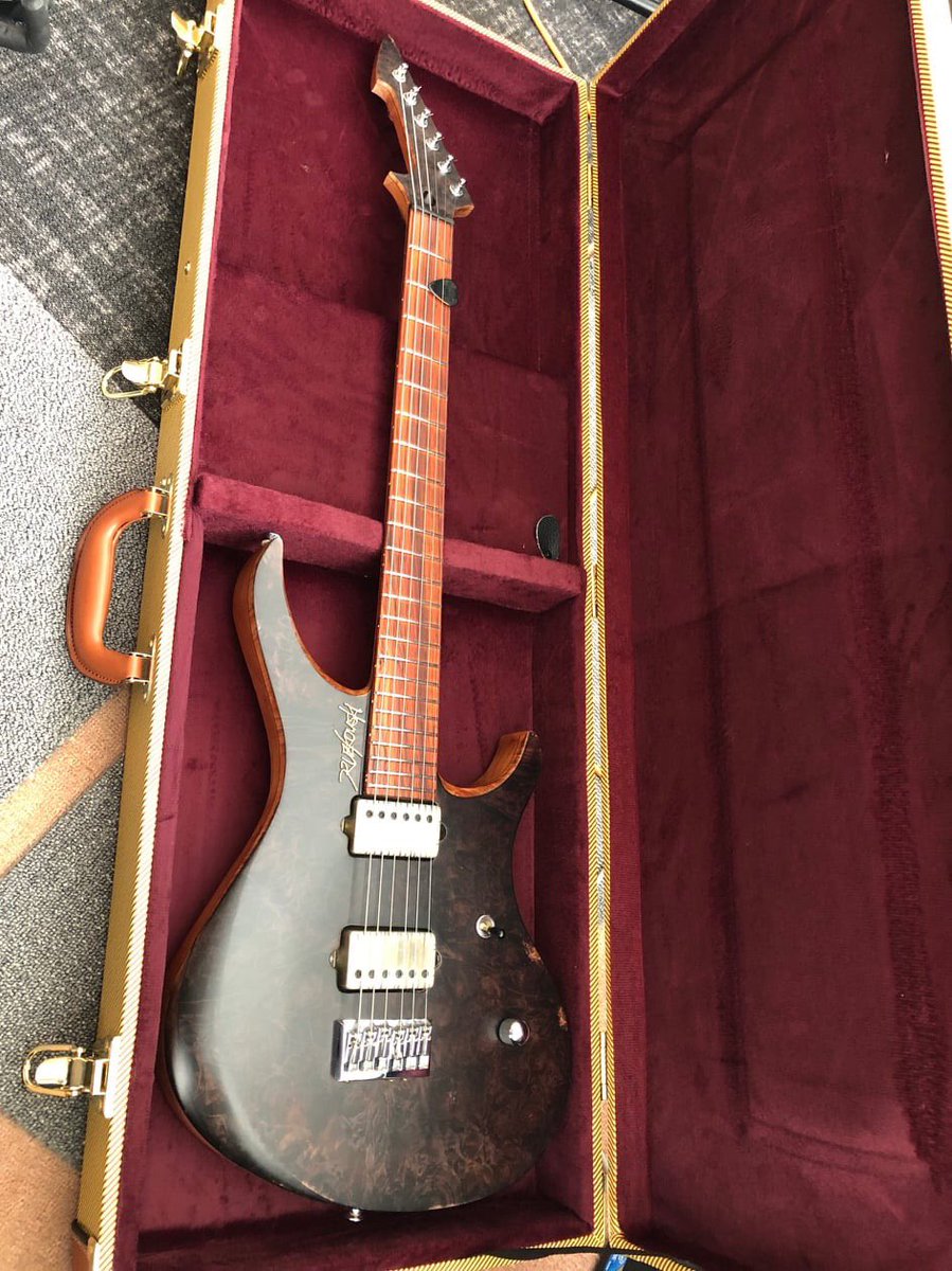 DruzkowskiG's tweet photo. For sale! Only £2300 plus postage! PM for details #guitar #handmade #sale #bareknuckle #sixstring #neckthroughbody #maple #bubinga #worldwide https://t.co/XGx9BVQviy