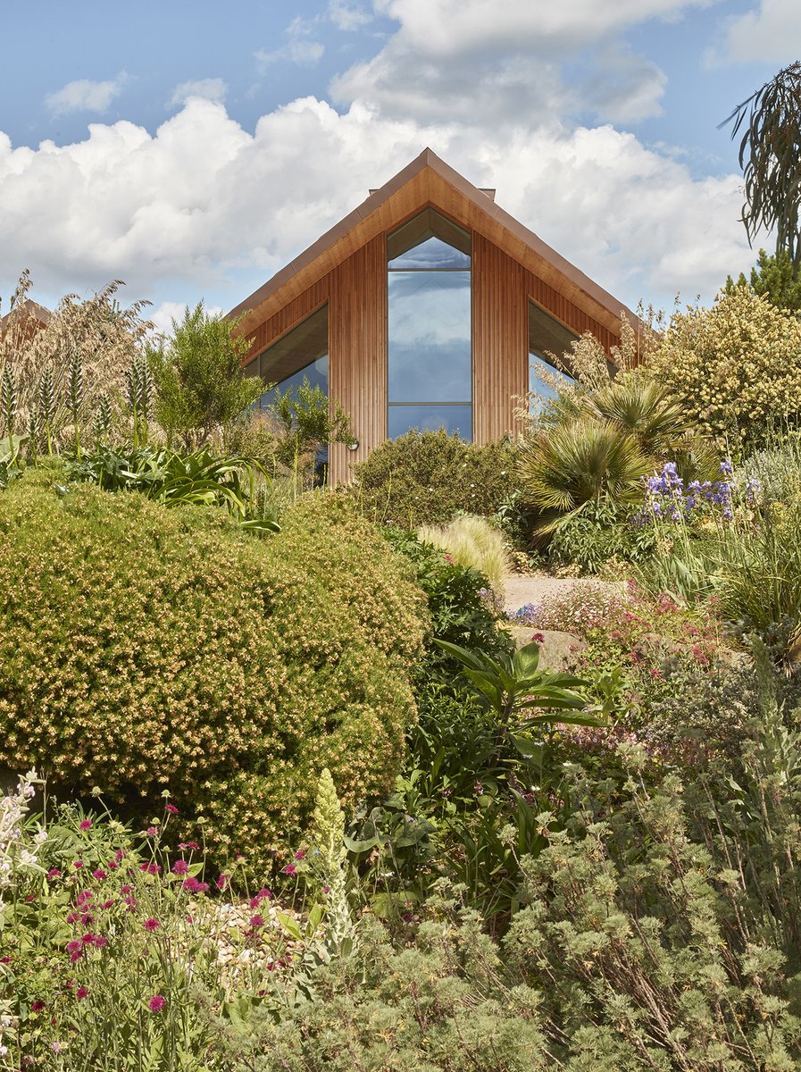 CullinanStudio's tweet photo. We are looking forward to a trip to #Manchester today to find out if the RHS Garden Hyde Hall Hilltop Complex will win an Award or be Highly Commended at the #2020CivicTrustAwards ceremony.☀️🌼🌿🙂 @CTAwards https://t.co/bTFl4WpO5l