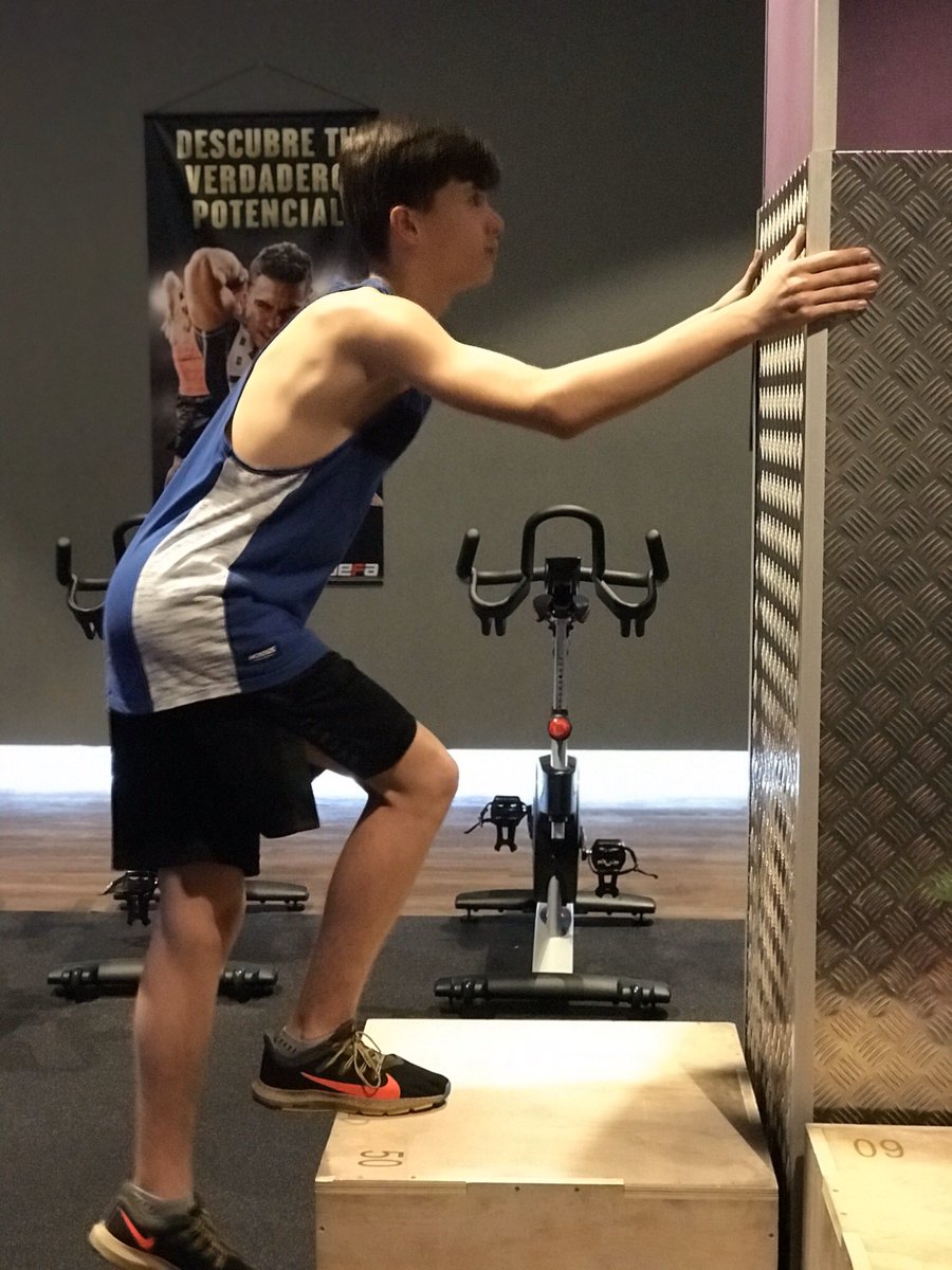 ATLETISMO_XCD's tweet photo. CANTERA | Trabajo + Trabajo
Cadete 2005
#MiguelAngelGallardo a punto 👌 en @AnytimeFitnessjerez 

#ATXCD #CanteraATXCD #SomosXerezCD #XerezCDAtletismo  #AtletismoXerezCD https://t.co/LBjDOzA0Mp