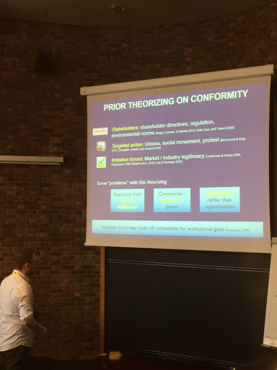 herman08015's tweet image. Explaining firms’ #prosocial behavior at law firms by @jkmawdsley Lionel Paolella &amp;amp; @rudyOrg at #parisbiz