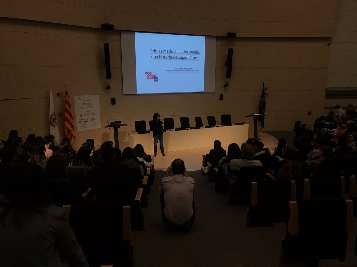 Creatio_UB's tweet photo. #TaliaVelasco del #InstitutJosepCarreras nos explica hoy en el #unistem2020 las células madre de la leucemia: una historia de superhéroes. https://t.co/Vc6RQzvhzo