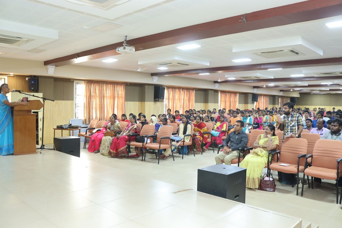 bhcollegetweets's tweet photo. Intellectual Property rights

#date 28 February 2020 #intellectualproperty
#bishophebercollege #trichy #bhc #mhrd #seminar #iic
@mhrd_innovation https://t.co/YmBnOKqizM