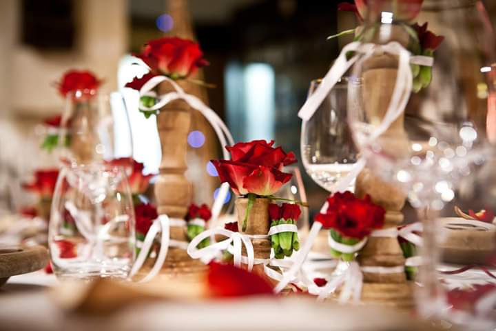 POURREVER's tweet photo. @POURREVER pour un art de la table unique #mariagehiver #weddingplanner #mariage2020 #mariage2021 #bordeaux #maiagealamontagne https://t.co/HW5XNzzFkt