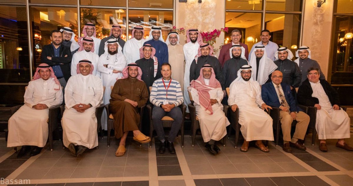 AlKhofi's tweet photo. كل الشكر للجنة المنظمة للمؤتمر الرابع عشر للمستجدات في طب الأطفال على هذا التنظيم الرائع والمميز 🌹
ومن نجاح إلى آخر بإذن الله 👍
@Pediatric_iau
#HTP14 https://t.co/Rh5dr1UkjV