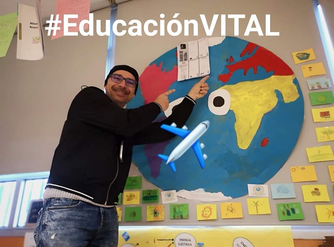 zacatapas's tweet photo. Rumbo Madrid! Sábado 7 marzo a las 10:30, estaré impartiendo una ponencia n la Eduplaza IFEMA
No te puedes perder el evento educativo organizado por @feriademadrid y @miranosyunete
#CongresoRED2020 #Interdidac2020 #MYURED2020
#EducaciónVITAL https://t.co/kuvBz6kbtt https://t.co/2EqaeqY9Oi