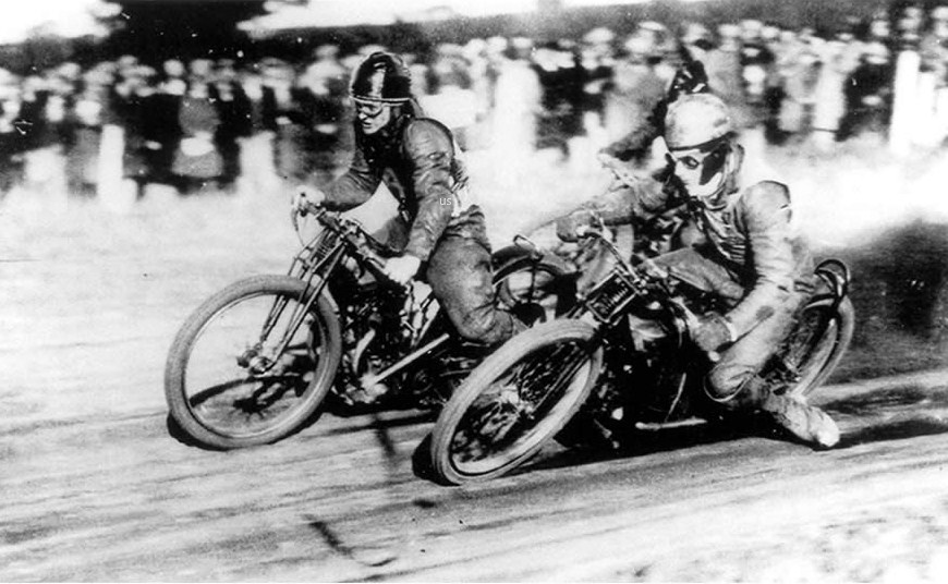 UprightSpeedway's tweet photo. One final push to get to the #FridayFinishLine and then the weekend can begin πΊπ https://t.co/sTFqtRWqyp