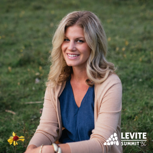 levitesummit's tweet photo. Mindi has dedicated her artistic endeavours to paint every book of the Bible. During her breakout session at #LeviteSummitBC, you will hear and see the testimony behind the paintings. Register today at https://t.co/ULiMpVLRwk! https://t.co/5tVlZKwdaq