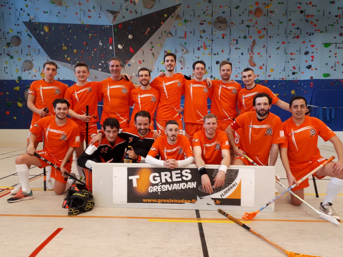 #Floorball Une interview autour du Floorball avec le président de l'<a href="/IsereFloorball/">IGF- Floorball</a> 
---
lesportdauphinois.com/2020/03/06/flo…