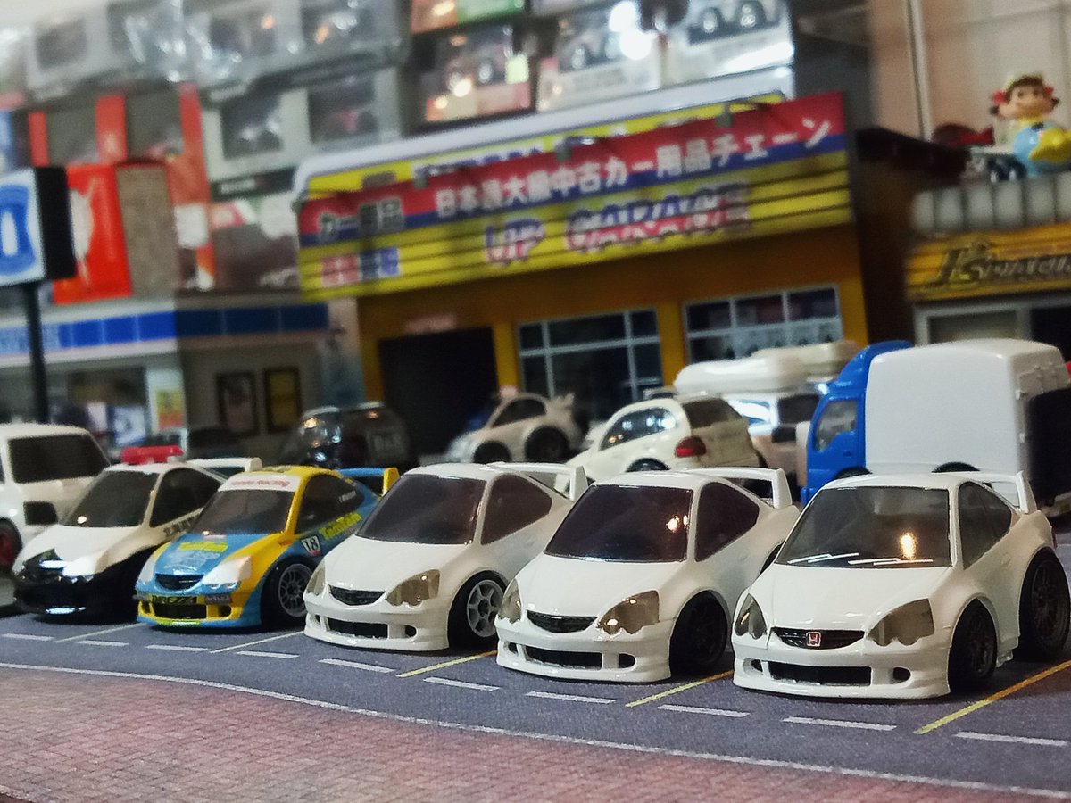 Palmmy_cm's tweet photo. แคมกระดิก 🚗💨💨💨
#HomeRacingToys #ChoroQ #Mini #Racing #Toys #JDM #Honda #Intrega #DC5 #TypeR #K20A #iVTEC #UpGarage #JsRacing #Diorama https://t.co/JE5F9mI30B