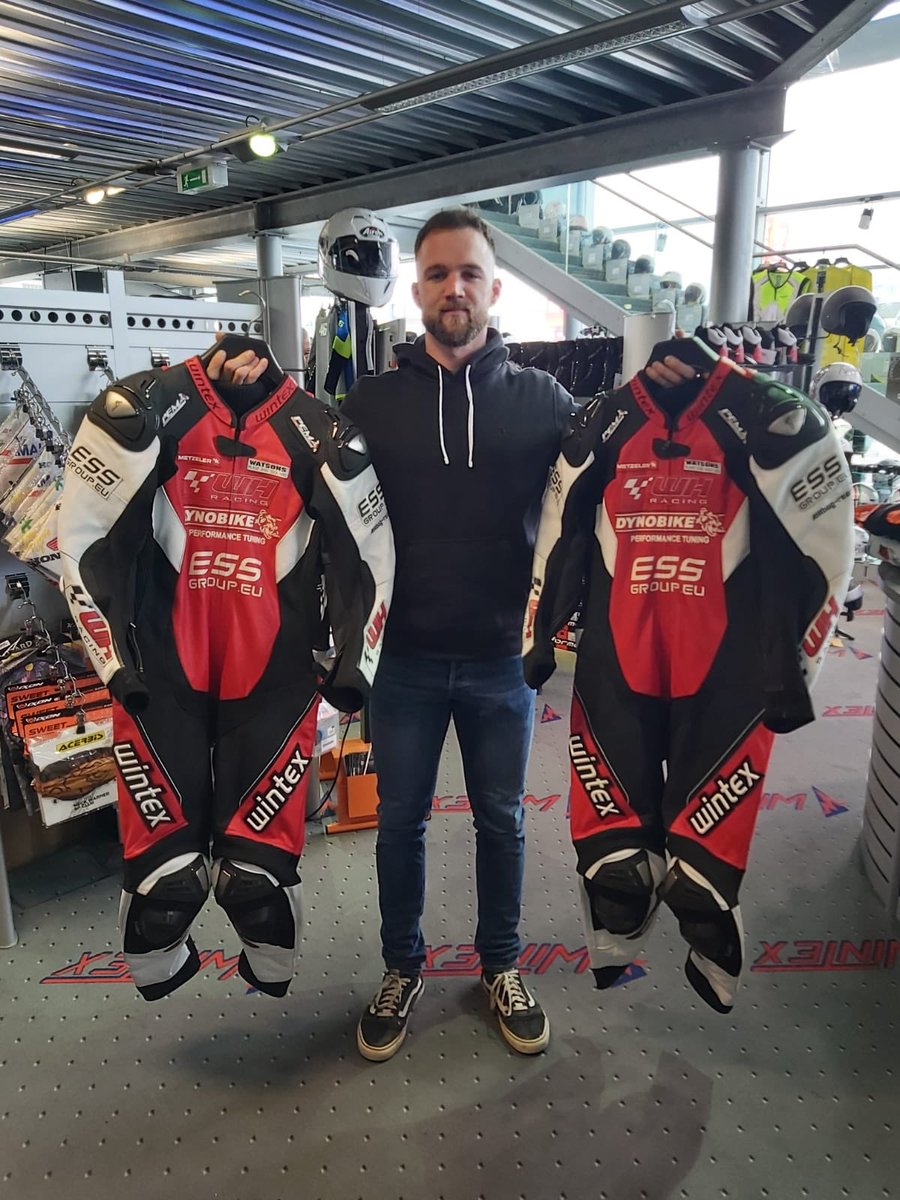 Julian has been busy collecting his brand new 2020 leathers today! We love the look of them and think that you will agree!

Bring on 2020! 🤩👀🔥