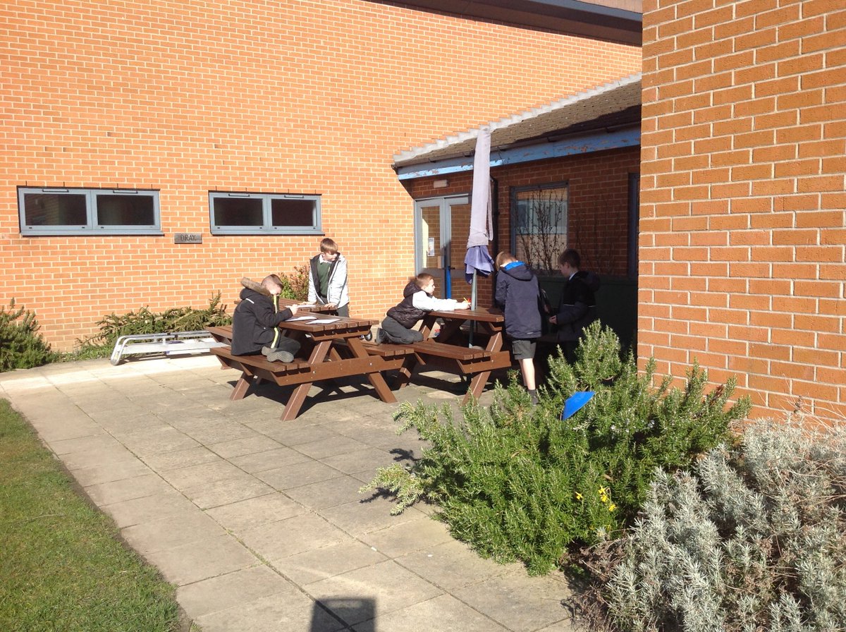 UptonClass's tweet photo. This afternoon, Upton have been testing their scientific knowledge of reversible and irreversible reactions taking part in a treasure hunt quiz! @Acreheads7ST @UptonClass https://t.co/NK4hLFGo85