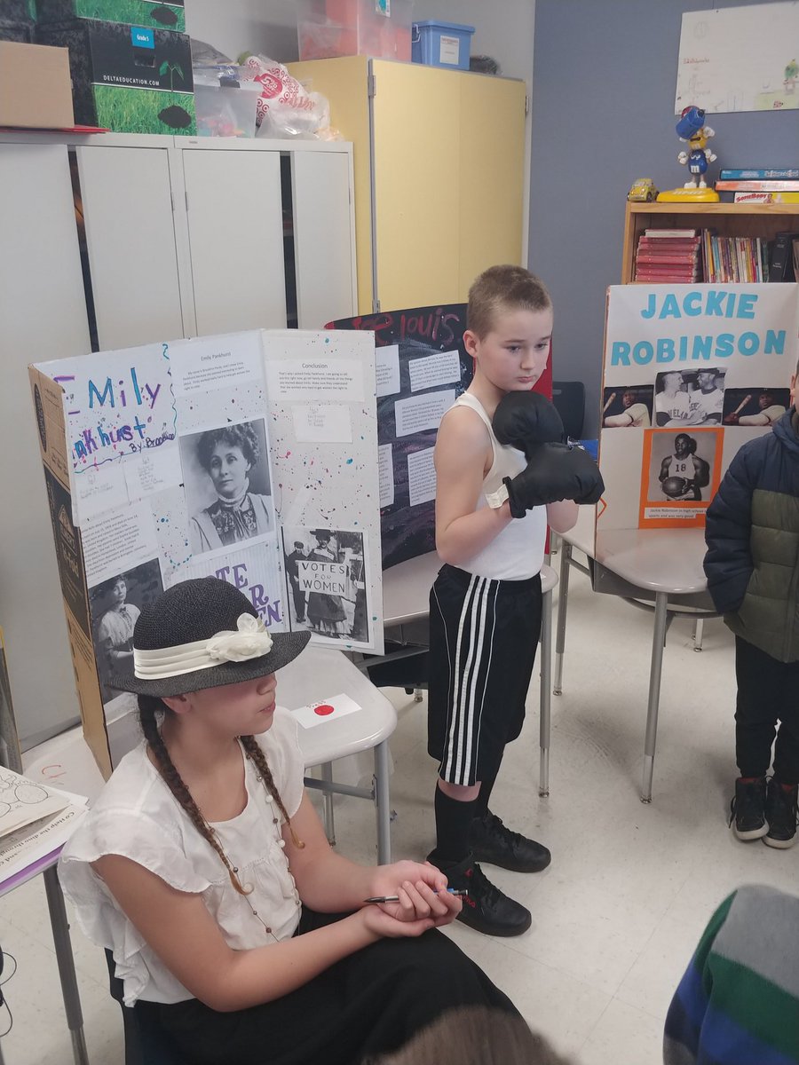 BrubakerDMPS's tweet photo. All Brubaker students had the opportunity to see 5th grade projects about people who have been responsible for positive changes in society. https://t.co/Mk8YhRVIgK
