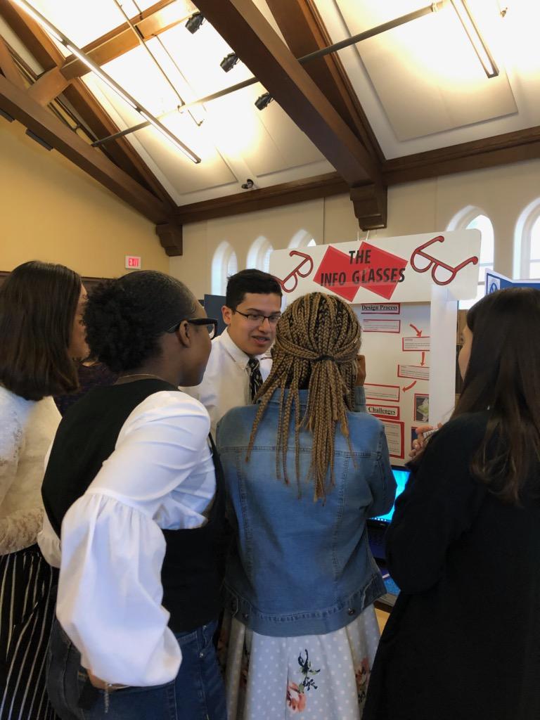 MCSTEM1's tweet photo. Our students at Massachusetts STEM innovation fair regionals presenting their projects. @MaldenCatholic @MCGirlPrincipal @MCBoysPrincipal @dbestchemist https://t.co/fJwUBstZve