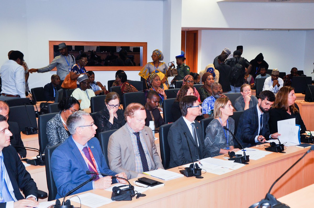 Sadiya_farouq's tweet photo. It is also my wish that the Humanitarian Policy Dialogue Forum #HPDF will live up to its expectation to serve as platform for engagement and dialogue, advice and support on government policies with major stakeholders in the humanitarian space, with partners and the government. https://t.co/nPkm8yVQj5