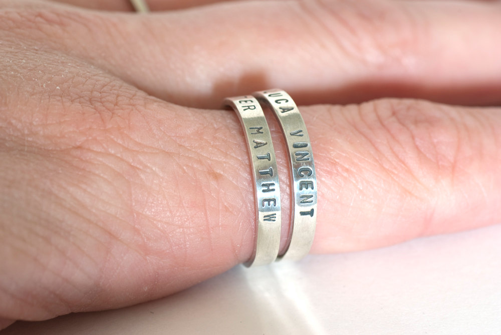 SilverSculptor's tweet photo. Personalized Name Stacking Ring, Stackable Mother's Ring, Custom Name Ring, Stacking Ring, Gift for New Moms, Mother's Day Gift https://t.co/Qpr6FQHP92 #SilverSculptor #DateRing https://t.co/ZYfyww88W6
