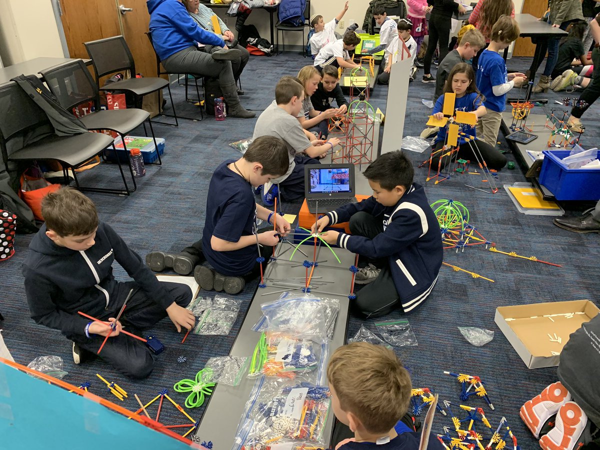 B3mcq's tweet photo. Making lots of progress. Judges are starting to check in and ask some questions. About 80 minutes left before building time ends and presentations begin! @mdoherty314 @ChurchvilleElem @CouncilRockSD @BucksIU22 @BucksIUSTEAM https://t.co/cPNI6DovsV