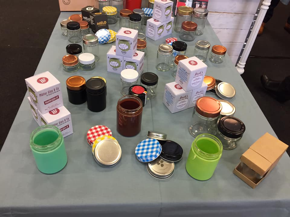 Muellerglas's tweet photo. Unser Messestand auf der #Abhof #Wieselburg
Wo bleibt die #Twitteria? https://t.co/RtA3nTX8z5