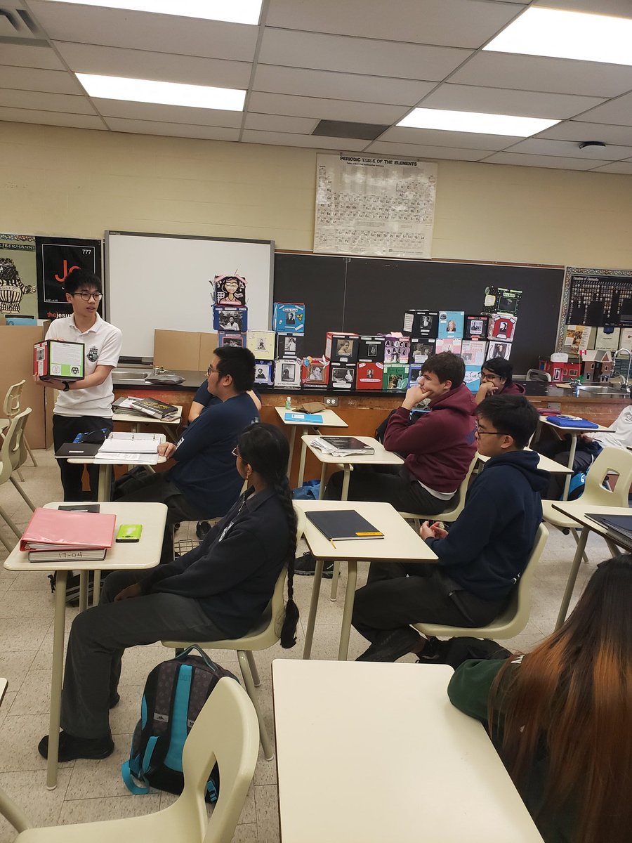 FlchsScience's tweet photo. Periodic Table of Women Scientists! @LibermannCHS Grade 12 Ss share the challenges women scientists faced in this male dominated field and their remarkable contributions to #Science. Very Inspiring! #InternationalWomensDay
@cpitter01 @TCDSB_PAguiar @TCDSB https://t.co/n5f3aTTur3