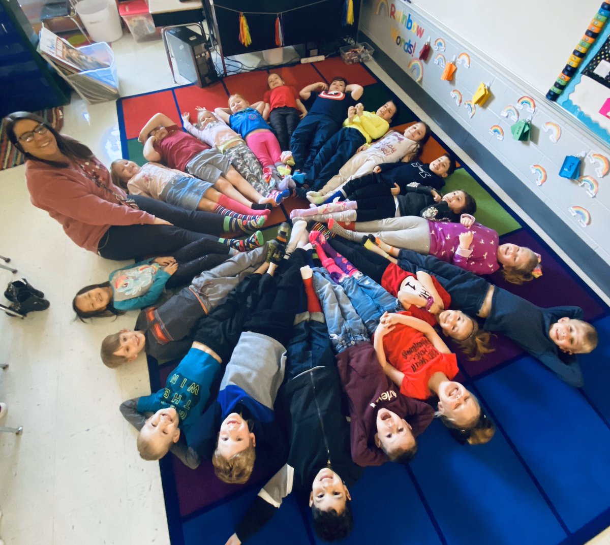 khrystenrae's tweet photo. Silly Socks Day! No shoes required! @CulleokaUnit #Kindergartenisfun https://t.co/s1jNdTvls9