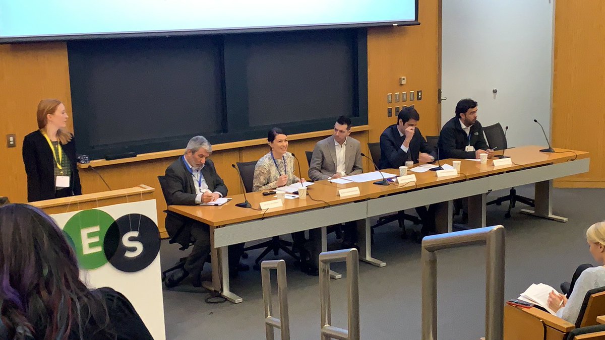 Learning about circular construction with inspiring examples from the @designcentret. #circulardesign #circulareconomy #hces2020