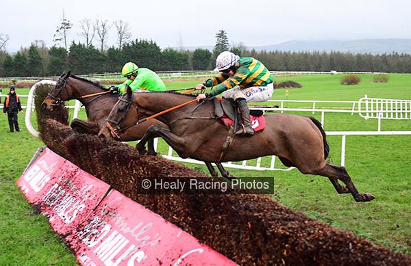 The Long Mile back for more at Gowran  irishracing.com/news?prid=2075…