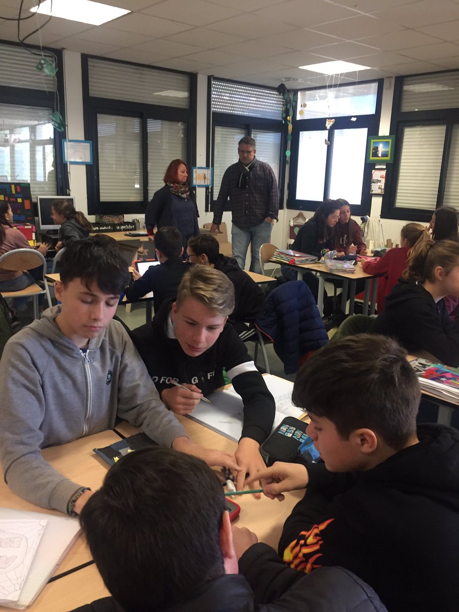 Échange inter-établissements @EpsNice <a href="/aclille/">Académie de Lille</a> clg Font de Fillol <a href="/6fourslesplages/">Ville de Six-Fours les Plages</a> /clg Charles Peguy #Tourcoing #formescolaire #ArtsPlastiques. Comment penser l’espace classe  pour favoriser les apprentissages ?  <a href="/JR_Arts_06/">JRarts J.Rouch</a> @igartsplastique @VirginieApers