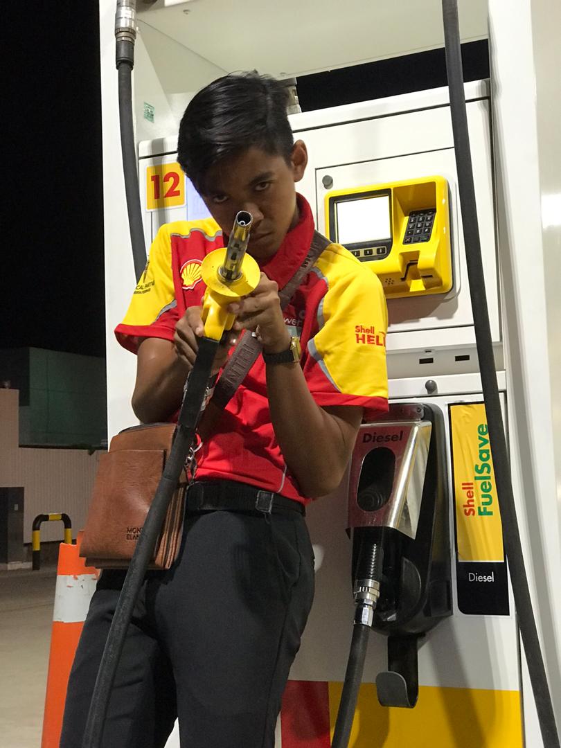 zikrullrdzi's tweet photo. Aku kerja shell jugak and dapat 5A jugak wehh🙁 https://t.co/g3AcrpC4XO