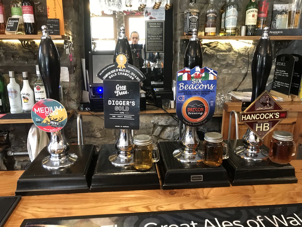 Nice selection at The Brit in Cwmafan today....
1. Drew’s Wild Cider
2. Diggers Gold from Grey Trees in Aberdare
3. Six Beacons from Brecon Brewing
4. Hancocks HB from Cardiff I think.

All set for the game tomorrow! 👍🍺🏉 The Brit Pub Cwmavon ⁦<a href="/TheBritPub1845/">The Brit Pub</a>⁩