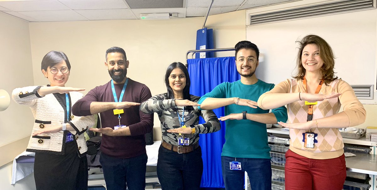 MariyaMoosajee's tweet photo. I work with great colleagues both #WomanInVision &amp; men @Moorfields @Vijay_Tailor helping patients everyday. Lets celebrate together and support one another #IWD2020 #EqualityForAll @womeninvisionuk https://t.co/YSYejJQ45r