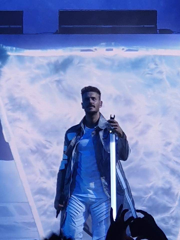 dylanroux71220's tweet photo. 1 ans du clip les planètes de @MPokora   
Hate de te revoir  sur le pyramide tour   tu me manque trop #mpokora #HappyBirthdayLesPlanetes #mattpokora  #lesplanetes  #clip   ce clip que on a tous en-tête   et ces paroles   que on connait par cœur https://t.co/1foSTKVJcu