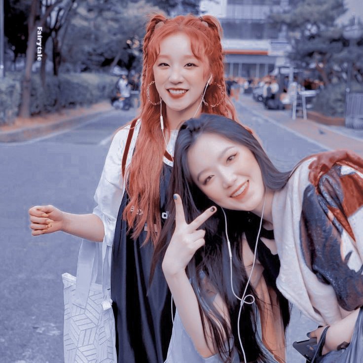 aesthetichallo's tweet photo. ╭───────────
╰➛✎﹏ | Yuqi and Shuhua Aesthetic Packs. ✨

🍂rt or fav if u save or use 
🍂follow me
🍂Credit to Masternim (sorry for crop and edit)

#layout #kpoplayout #yuqishuhua #Yuqi #Shuhua #Aesthetic #GIDLE #AestheticPacks #shuhuaesthetic https://t.co/sLkjlqjFKl