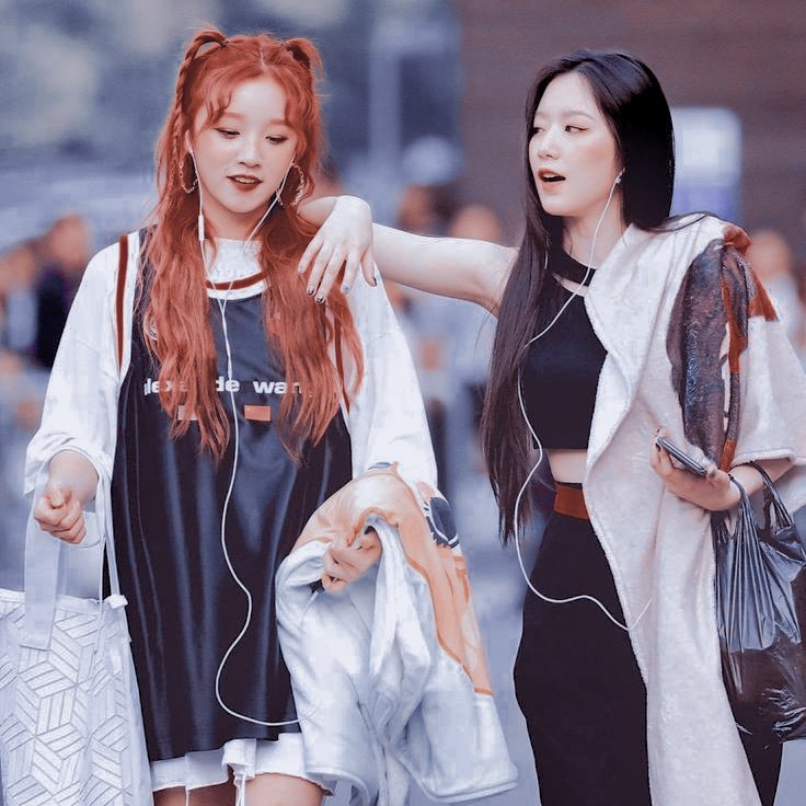 aesthetichallo's tweet photo. ╭───────────
╰➛✎﹏ | Yuqi and Shuhua Aesthetic Packs. ✨

🍂rt or fav if u save or use 
🍂follow me
🍂Credit to Masternim (sorry for crop and edit)

#layout #kpoplayout #yuqishuhua #Yuqi #Shuhua #Aesthetic #GIDLE #AestheticPacks #shuhuaesthetic https://t.co/sLkjlqjFKl