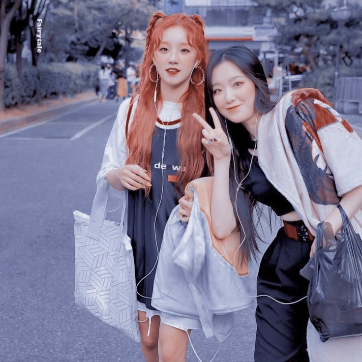 aesthetichallo's tweet photo. ╭───────────
╰➛✎﹏ | Yuqi and Shuhua Aesthetic Packs. ✨

🍂rt or fav if u save or use 
🍂follow me
🍂Credit to Masternim (sorry for crop and edit)

#layout #kpoplayout #yuqishuhua #Yuqi #Shuhua #Aesthetic #GIDLE #AestheticPacks #shuhuaesthetic https://t.co/sLkjlqjFKl
