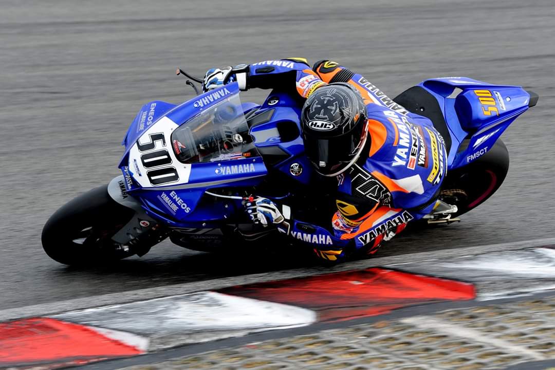 85Pitstop's tweet photo. 🏁Free Practice #ARRCUpdate

ผลการฝึกซ้อมรวม Free Practice 1-3 ของนักแข่งจาก #YamahaThailandRacingTeam 

รุ่น SS600
7️⃣#56 โฟลท รัฐพงษ์

รุ่น ASB1000
2️⃣#24 แสตมป์ อภิวัฒน์
8️⃣#500 ตี อนุภาพ

ส่งกำลังใจให้นักแข่งไทยและทีมยามาฮ่ากันค่ะ สู้ๆ

#ARRC2020
#ThaiTeamUpdate https://t.co/41pRmc1uXQ