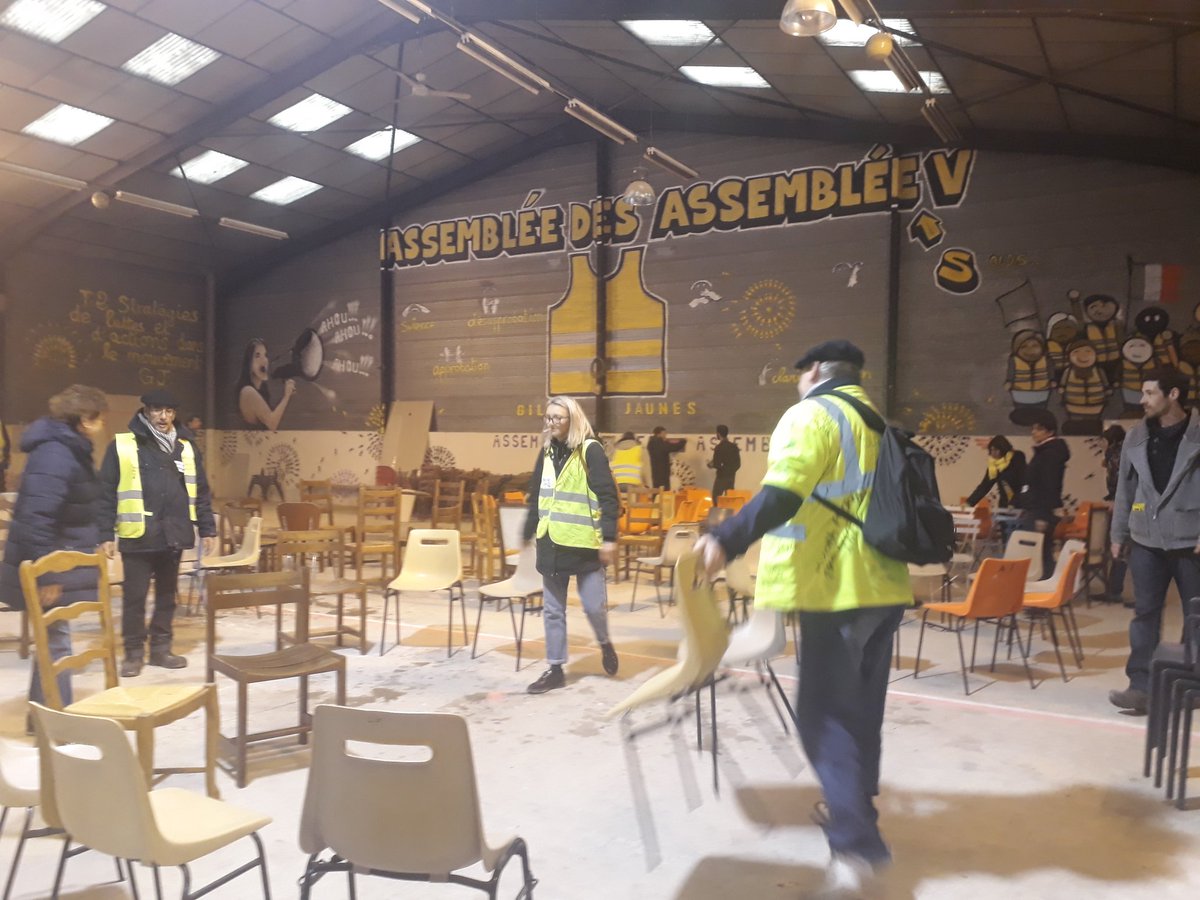 AlexPeyrille's tweet photo. Assemblée des assemblées des #GiletsJaunes à Toulouse ce week-end #Ada5 https://t.co/5quvQSA8U1