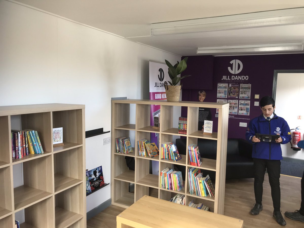 NevilleColes's tweet photo. Lovely new library space created and now opened for @Pawlettprimary children and we hope in time the wider community ๐ ๐๐๐๐ - the power of reading @theemmabritton https://t.co/LitKuoNKNs