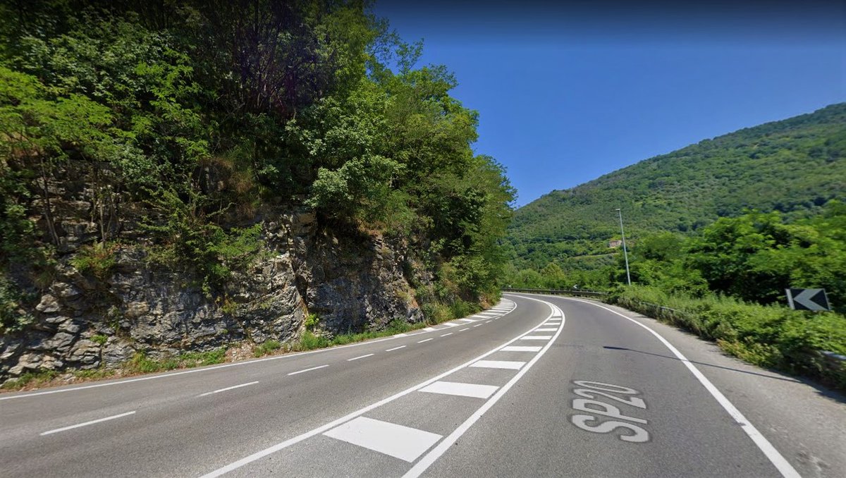 📌🚧⚠️#viabilità #valledelserchio #sicurezza: senso unico alternato domani, sabato 7 marzo, dalle 8 alle 17, per lavori sul versante sulla strada provinciale “Lodovica” all’altezza della curva di Rivangaio (Borgo a Mozzano) subito dopo il ponte in direzione #Garfagnana