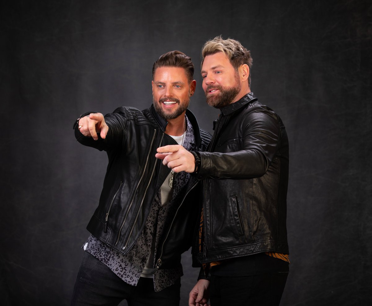 boyzlifeOFCL's tweet photo. 😱 COMPETITION 🎉

Who's the biggest #Boyzlife fan?

Want to win an EXCLUSIVE bit of signed merch that no one else has? 

#RT this image with your best caption... and make sure to follow us!

Competition closes Friday 13th March.
Multiple entries allowed. https://t.co/1DErbRLbWz