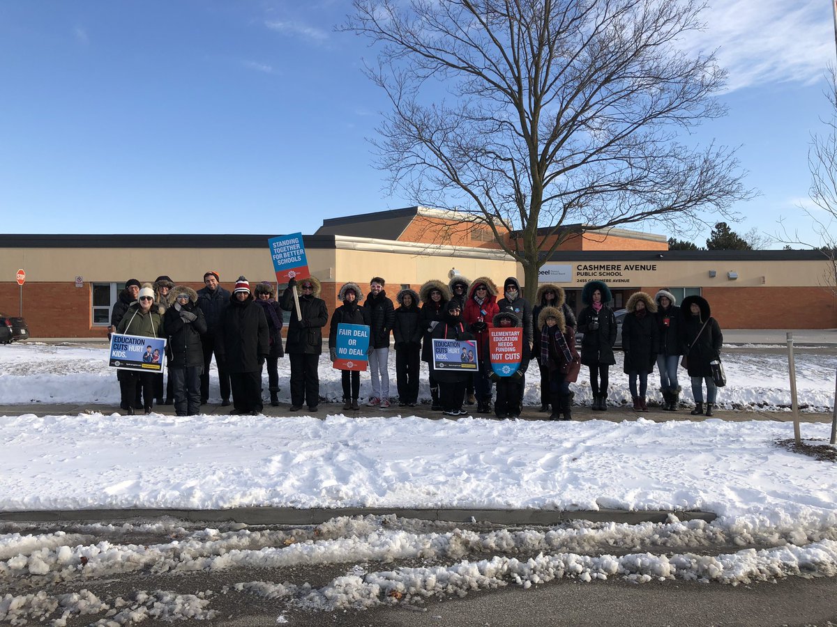 MsLatewood's tweet photo. #Istrikebecause I support publicly funded education and donโt want to see it be further eroded by senseless, damaging cuts @ETFOPeel #RedForEd #CutsHurtKids #FundSpecEd https://t.co/TYB7ICZA98