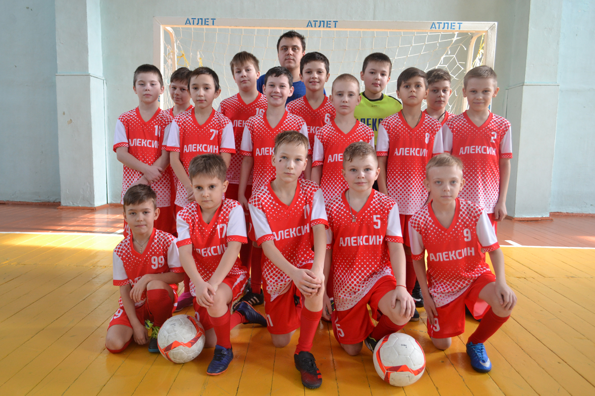 ALEKSINSPORT's tweet photo. Алексинский «Атлет» занял второе место в открытом первенстве по мини-футболу https://t.co/yoqxtHMmKg https://t.co/J9uDg1QwMO