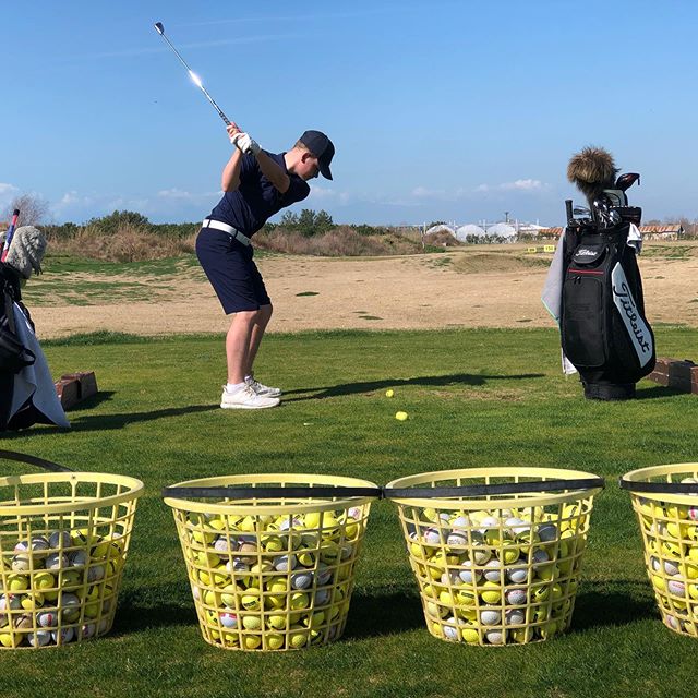 SEC_Sport's tweet photo. Getting ready for round 3/4 🏌️‍♂️ #movingday https://t.co/uJbdWptGo0 https://t.co/4f5xhK3HHg